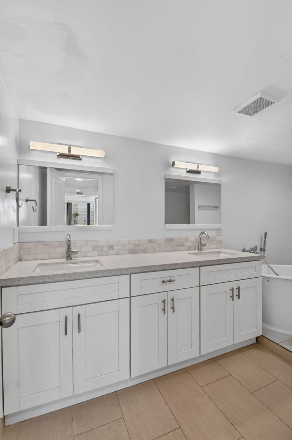 3589 S Ocean Boulevard, Unit 303, South Palm Beach, FL 33480 Photo