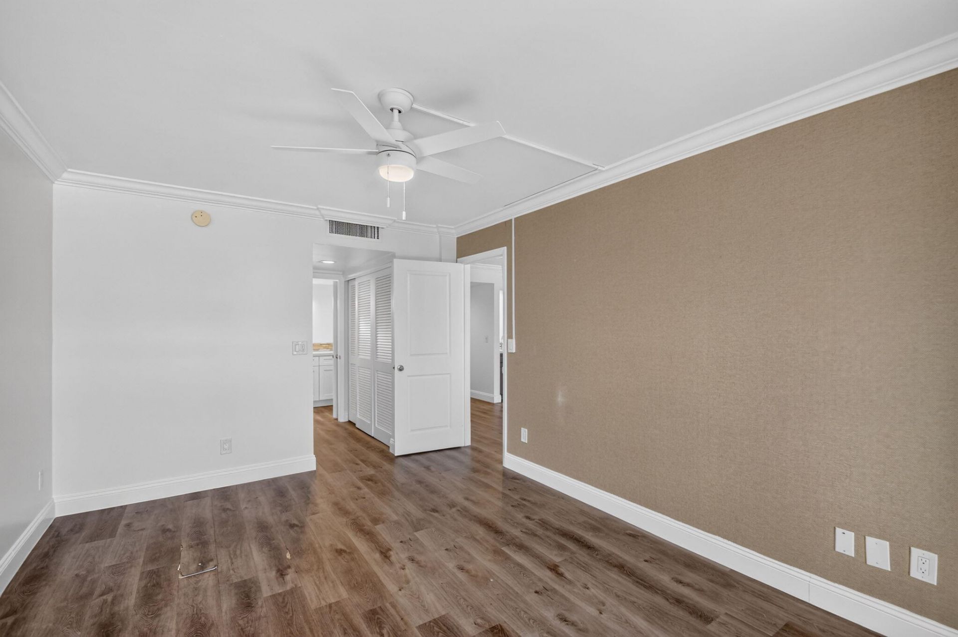 3589 S Ocean Boulevard, Unit 303, South Palm Beach, FL 33480 Photo
