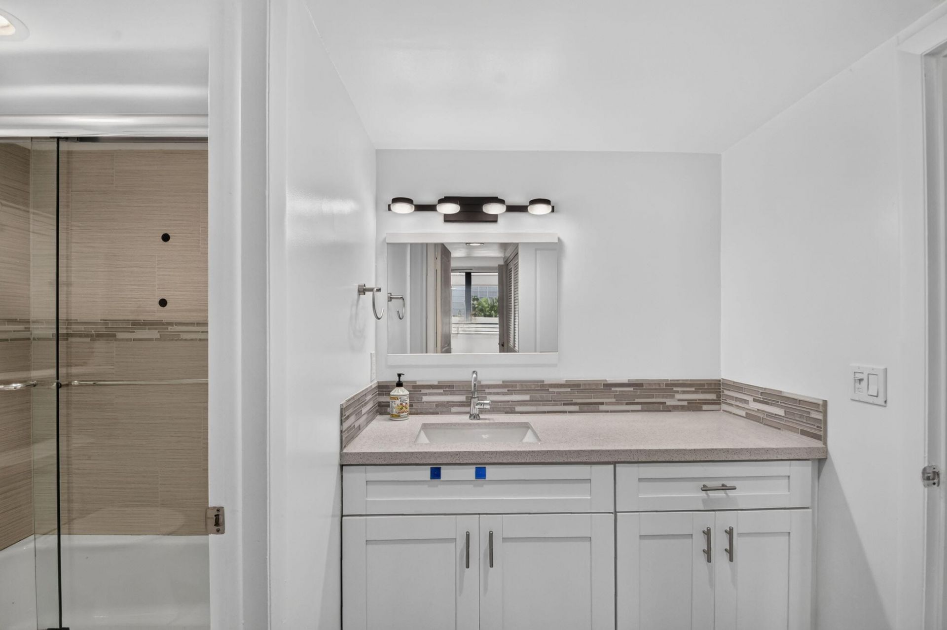3589 S Ocean Boulevard, Unit 303, South Palm Beach, FL 33480 Photo