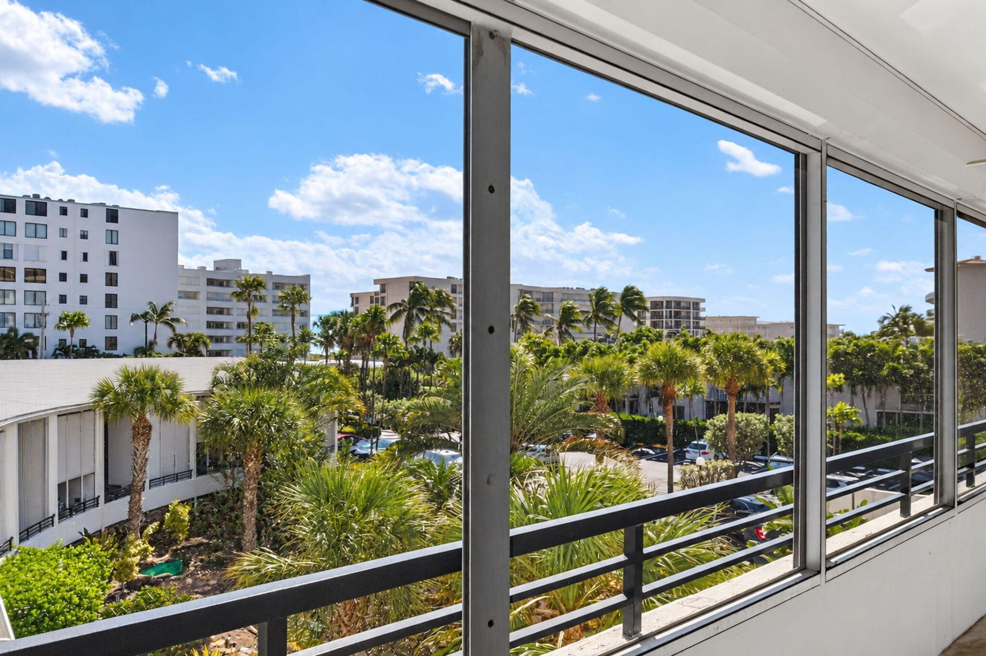 3589 S Ocean Boulevard, Unit 303, South Palm Beach, FL 33480 Photo