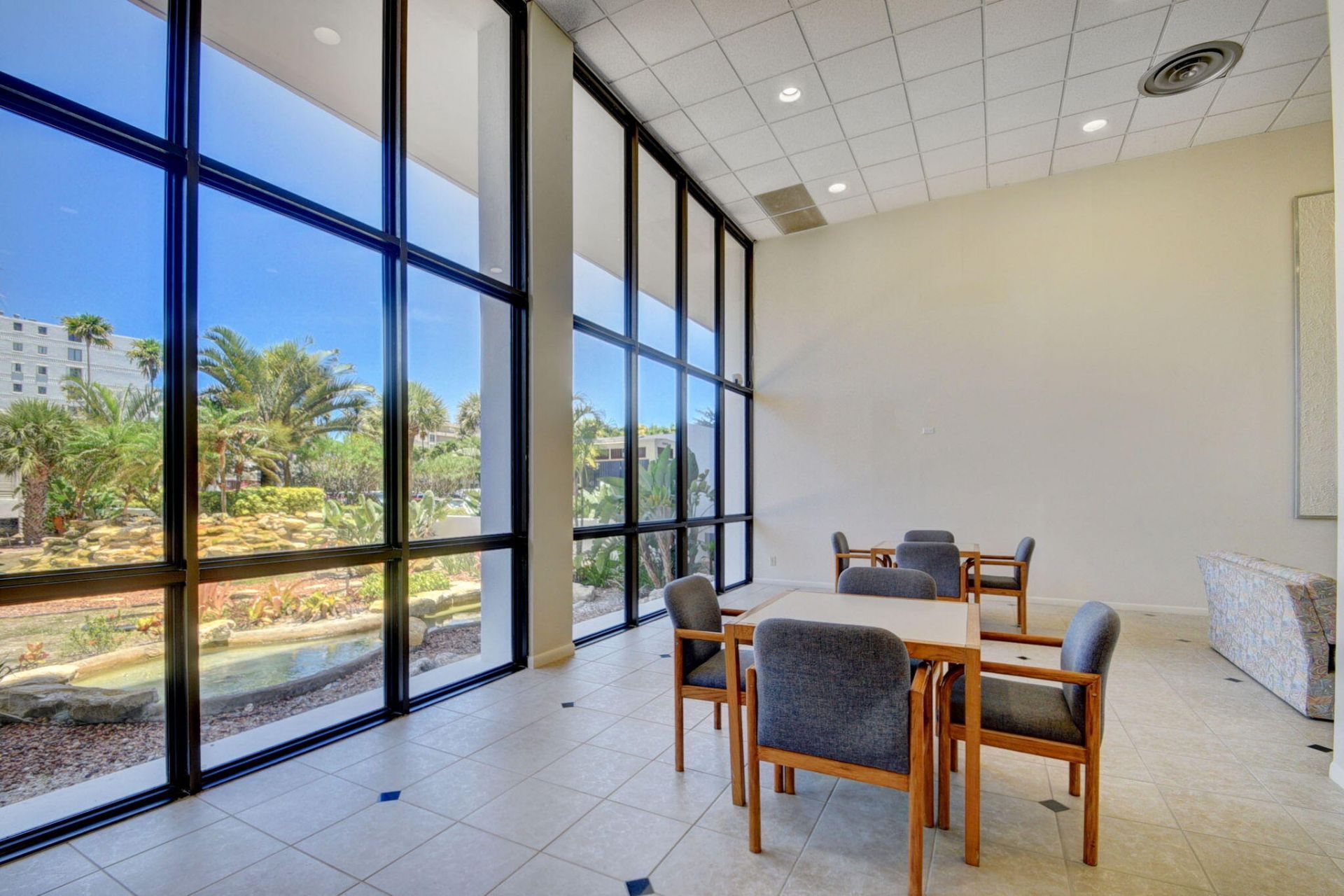3589 S Ocean Boulevard, Unit 303, South Palm Beach, FL 33480 Photo