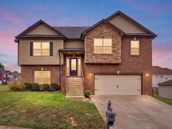 200 Autumn Terrace Ln , Clarksville, TN 37040