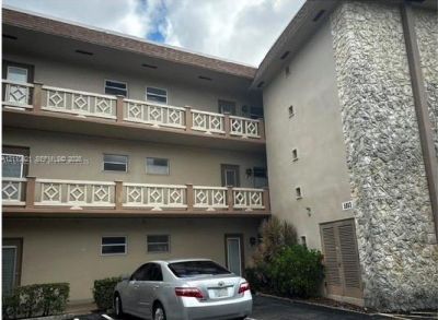 5003 NW 35th St , Unit 506, Lauderdale Lakes, FL 33319 Photo