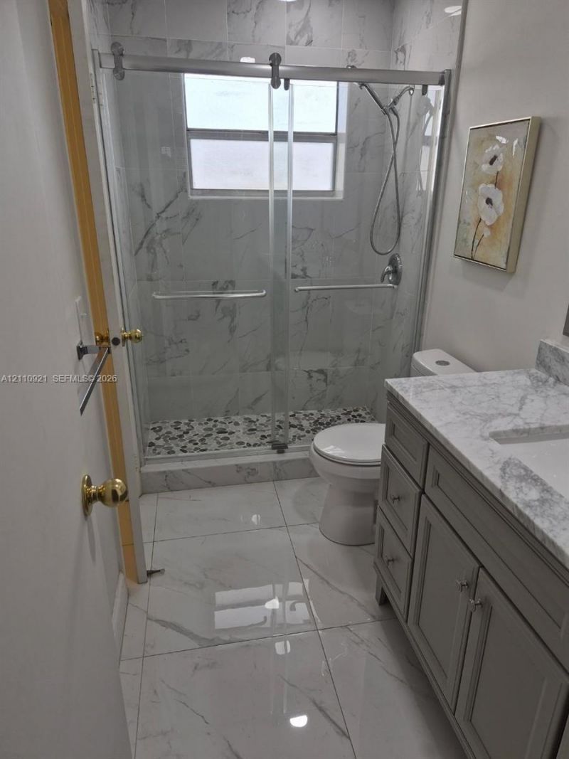 5003 NW 35th St , Unit 506, Lauderdale Lakes, FL 33319 Photo