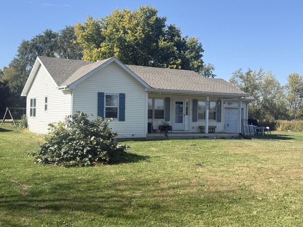 603 N Mill Street, Aroma Park, IL 60910