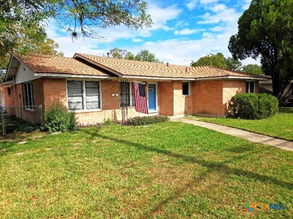 2508 Sam Houston Drive , Victoria, TX 77901