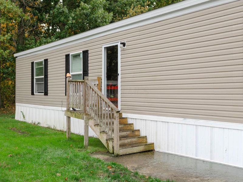 137 Northwood Drive, Ashley, OH 43003 Photo 2