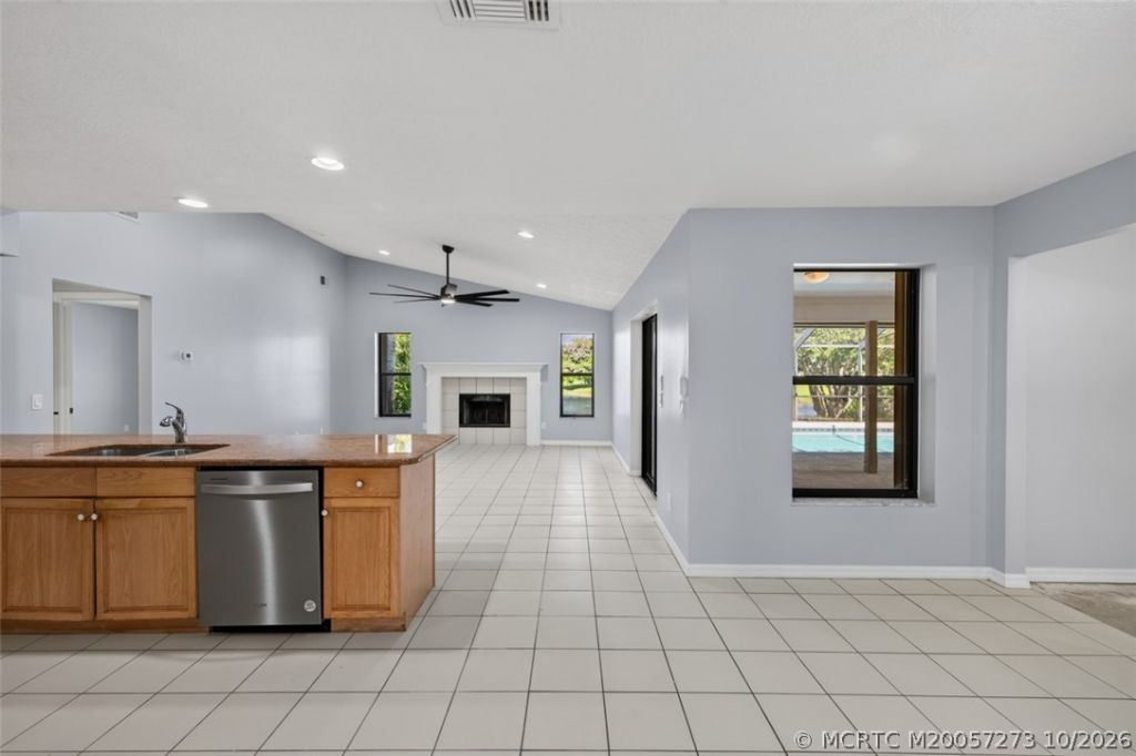 2118 NE Ginger Terrace , Jensen Beach, FL 34957 Photo