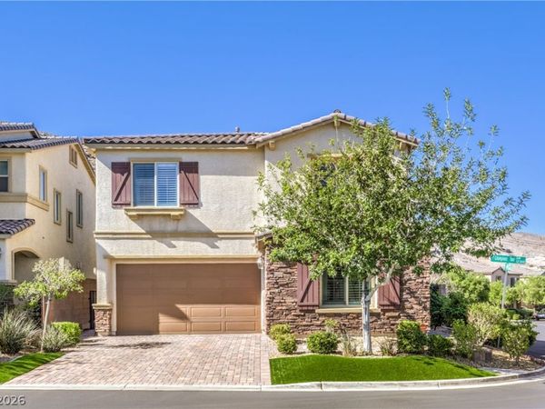 12331 Champions Tour Drive, Las Vegas, NV 89141