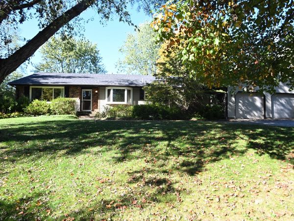 922 N County Line Road , Westville, IN 46391