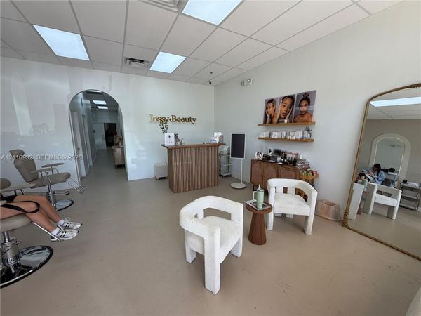 Med Spa N For Sale , Pembroke Pines, FL 33028