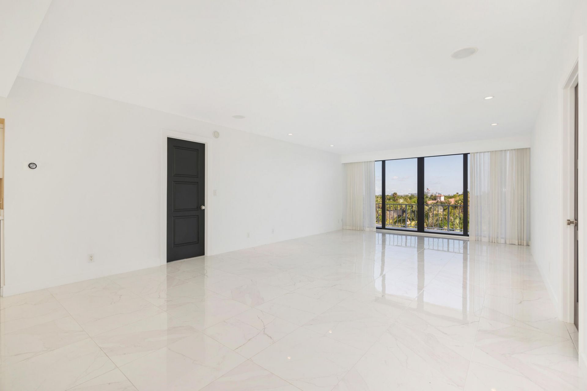 2275 S Ocean Boulevard, Unit 307A, Palm Beach, FL 33480 Photo