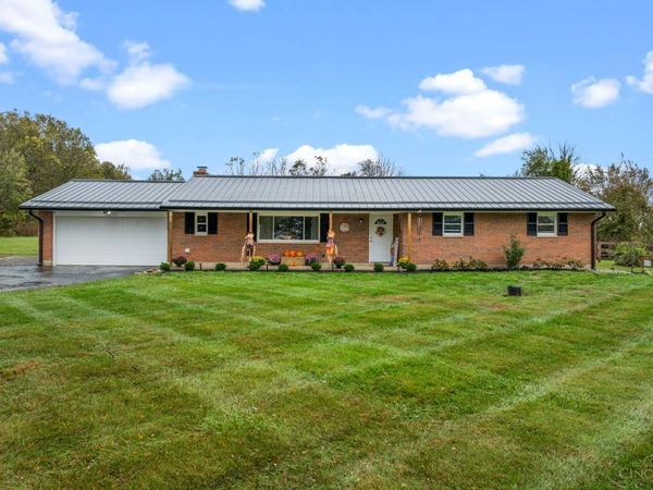2363 Lebanon Road, Clarksville, OH 45113