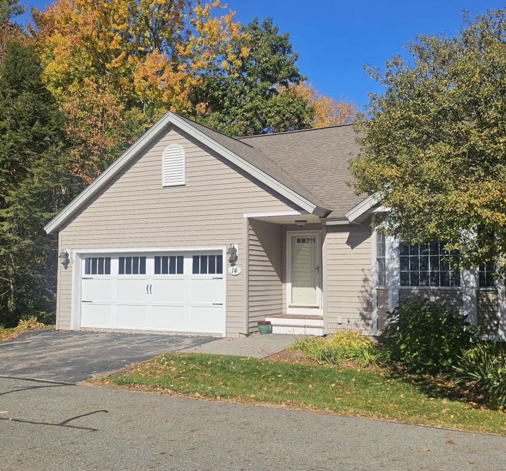 14 Aspen Drive, Hampstead, NH 03826 Main Photo
