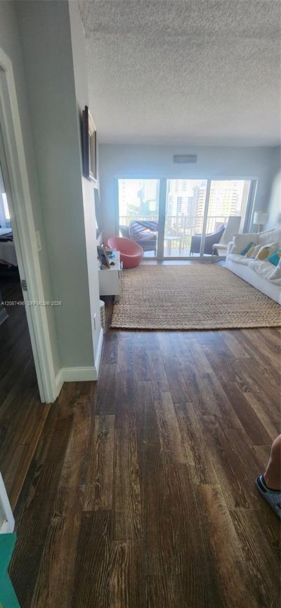 1985 S Ocean Dr, Unit 15M, Hallandale Beach, FL 33009 Photo