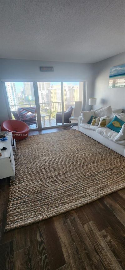 1985 S Ocean Dr, Unit 15M, Hallandale Beach, FL 33009 Photo