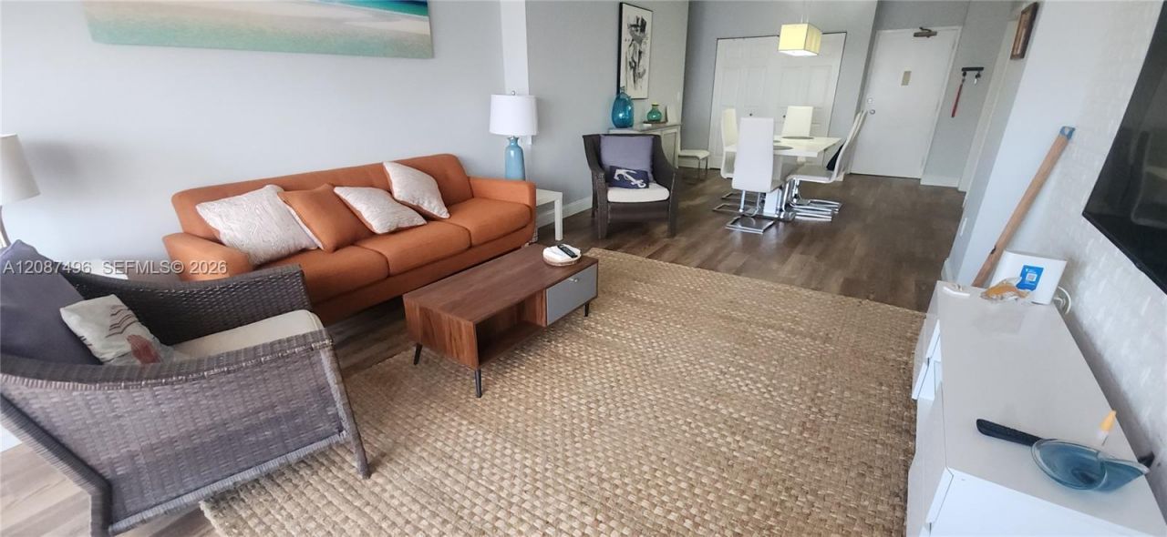 1985 S Ocean Dr, Unit 15M, Hallandale Beach, FL 33009 Photo