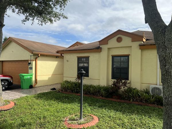 9534 NW 52ND Manor, Sunrise, FL 33351