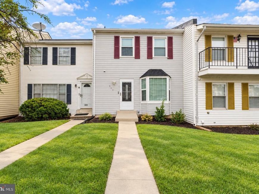 324 Harry S Truman Drive, Unit 233, Upper Marlboro, MD 20774 Main Photo
