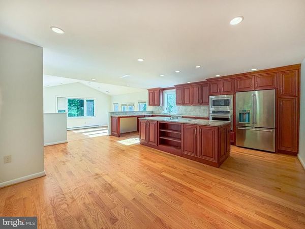 9 BARBARA DRIVE, MALVERN, PA 19355