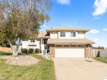 13558 Berry Circle, Omaha, NE 68137
