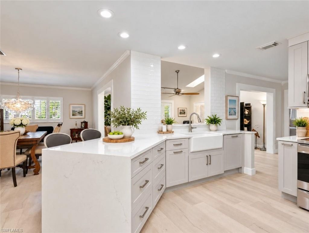 2346 River Reach Dr , Naples, FL 34104 Photo
