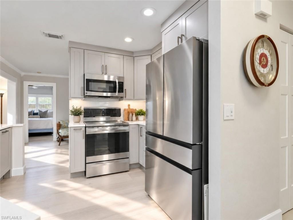 2346 River Reach Dr , Naples, FL 34104 Photo