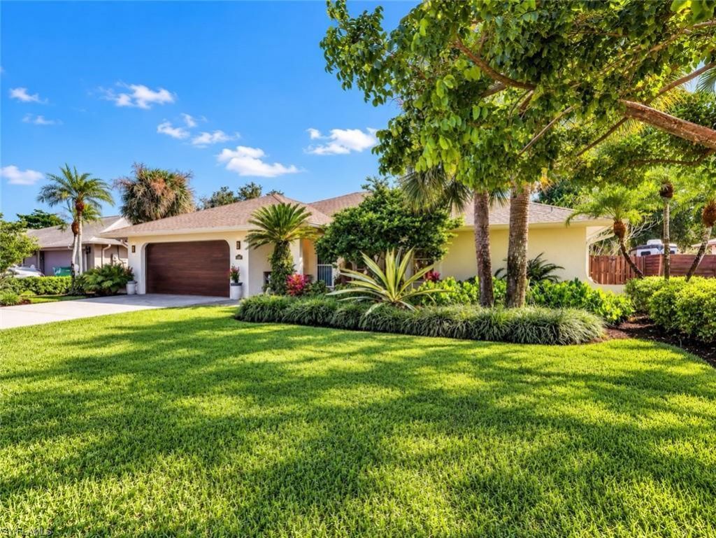 2346 River Reach Dr , Naples, FL 34104 Photo