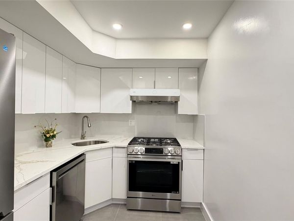 140-44 34 Avenue , Unit 3D, Flushing, NY 11354