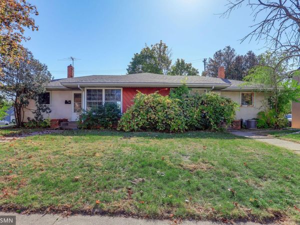 1530 Reaney Avenue, Saint Paul, MN 55106