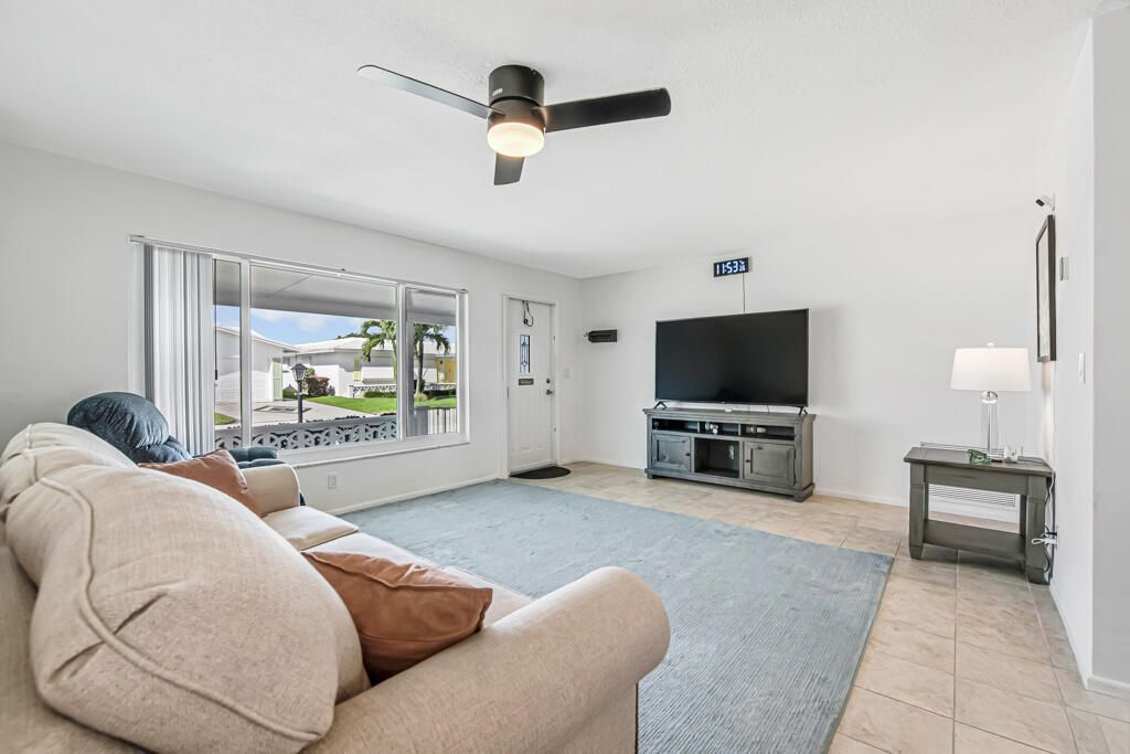 126 NW 14th Street, Boynton Beach, FL 33426 Photo
