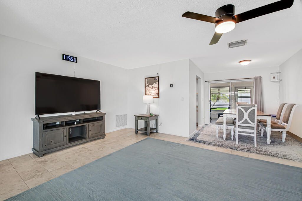 126 NW 14th Street, Boynton Beach, FL 33426 Photo