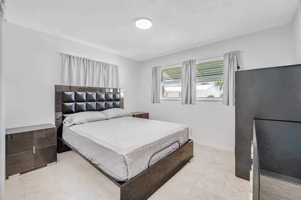 126 NW 14th Street, Boynton Beach, FL 33426 Photo
