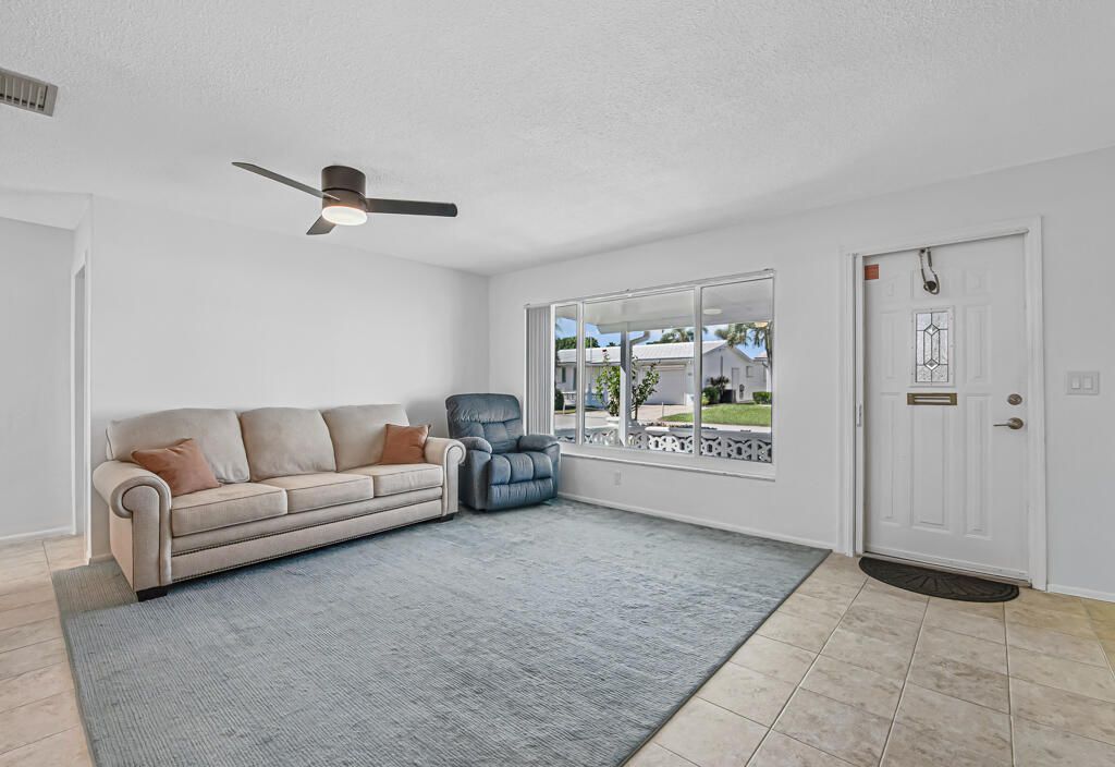 126 NW 14th Street, Boynton Beach, FL 33426 Photo