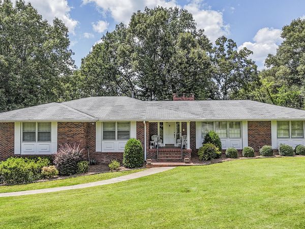 2311 Gale Lane, Chattanooga, TN 37421