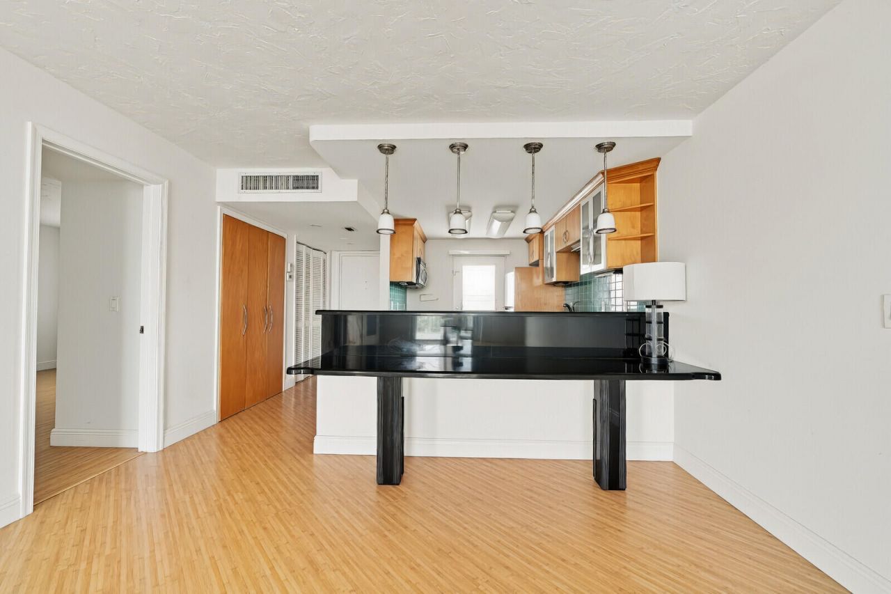5700 NW 2nd Avenue, Unit 405, Boca Raton, FL 33487 Photo