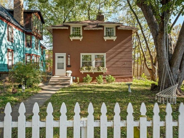 2637 2nd Avenue S, Minneapolis, MN 55408