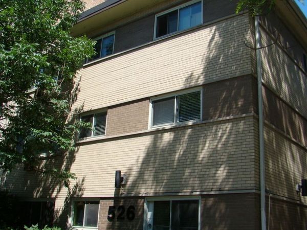 526 W Roscoe Street , Unit 2A, Chicago, IL 60657