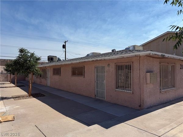 2111 Stewart Avenue , Unit B, Las Vegas, NV 89101