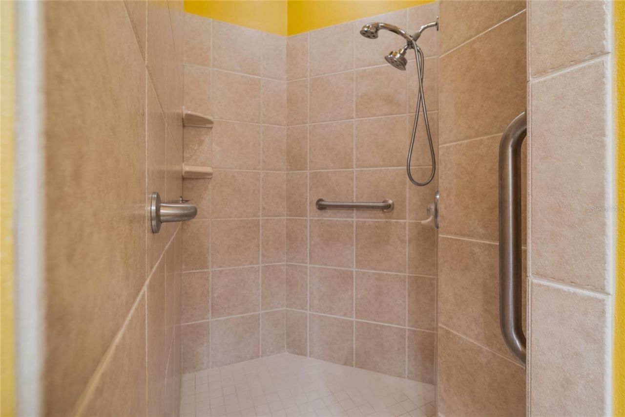 192 Tall Trees Court , Sarasota, FL 34232 Photo