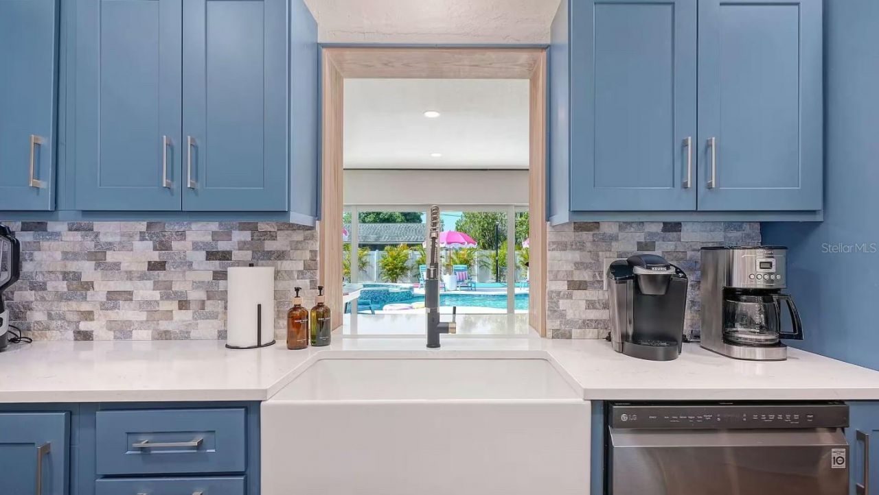 5307 14th Avenue Drive W, Bradenton, FL 34209 Photo