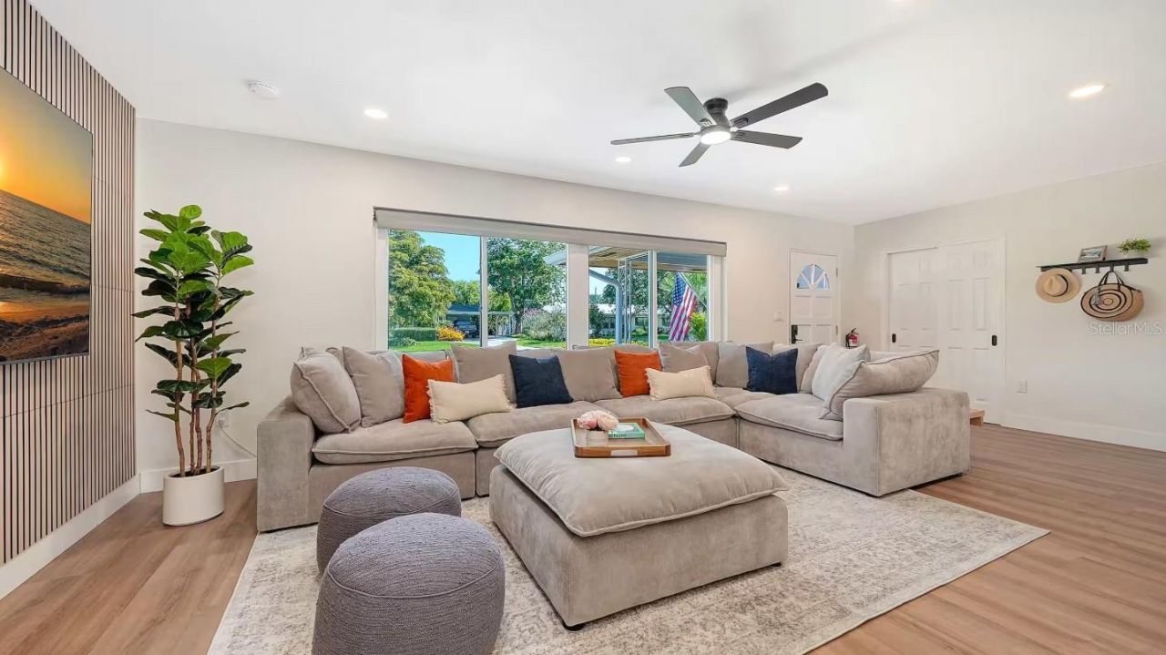5307 14th Avenue Drive W, Bradenton, FL 34209 Photo