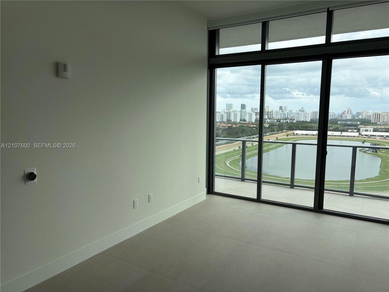 1170 E Hallandale Beach Blvd, Unit 2409, Hallandale Beach, FL 33009 Photo