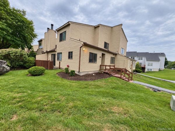 30 Sycamore Court , Highland Mills, NY 10930