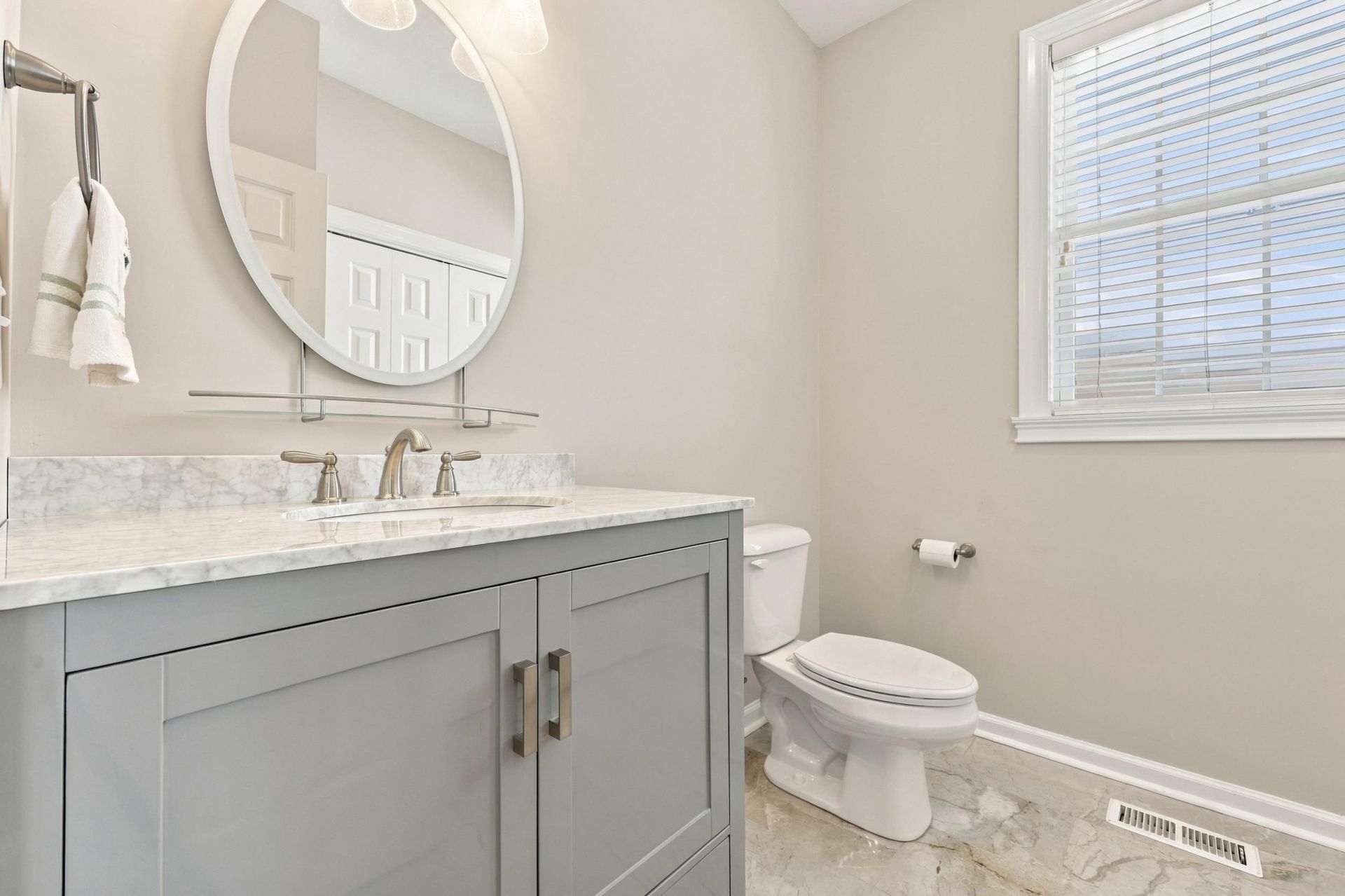 4680 Eastport Landing Dr. Photo 17