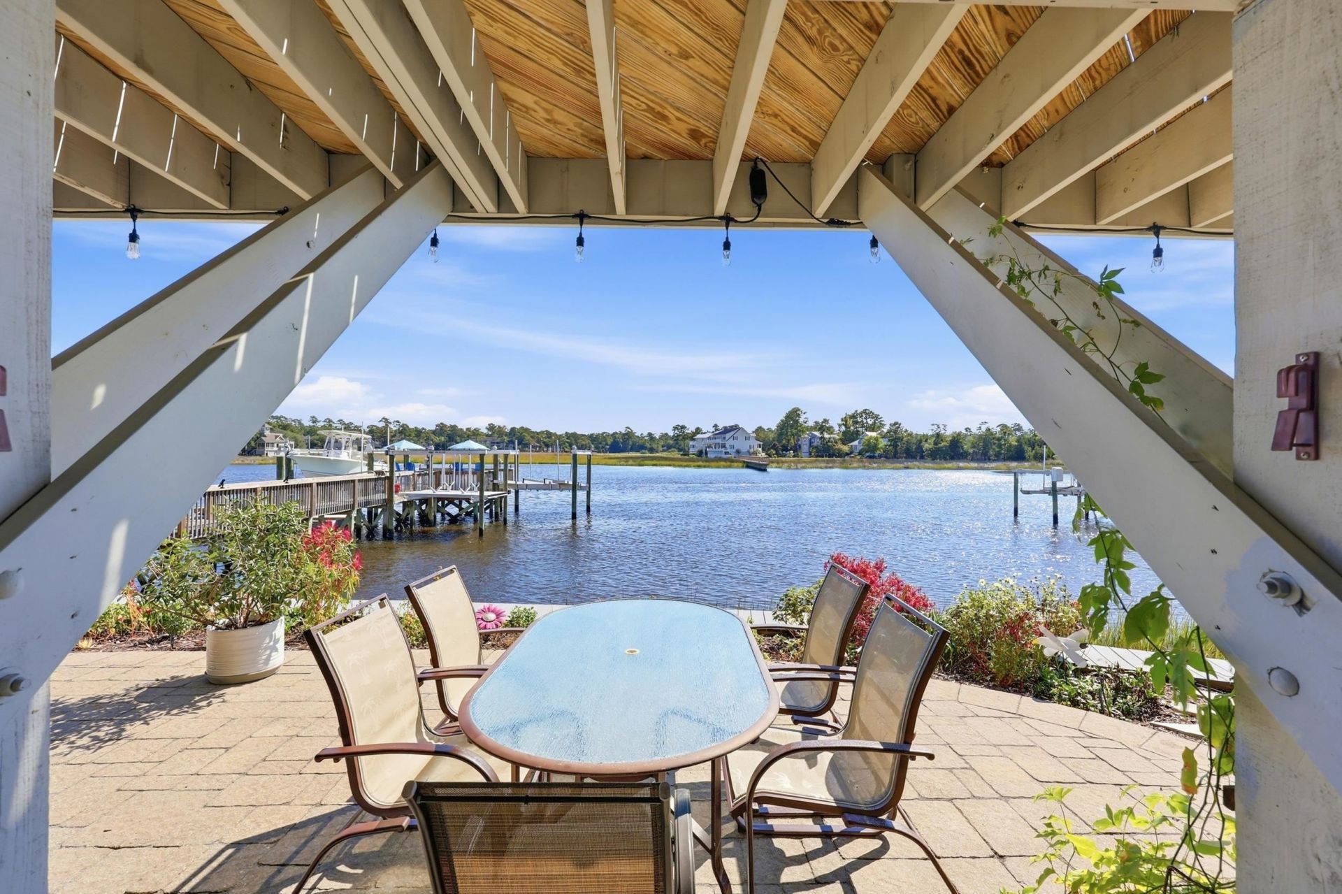 4680 Eastport Landing Dr. Photo 38