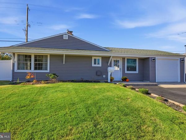 45 GRAYSTONE LANE, LEVITTOWN, PA 19055