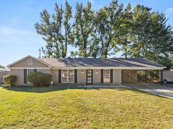 3122 PEBBLE BEACH CV, Memphis, TN 38115