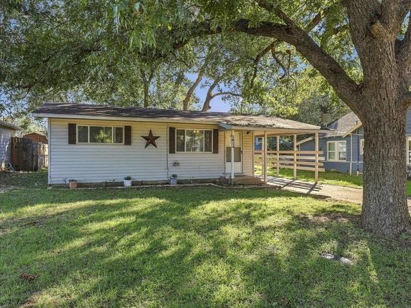 1014 W Florence Street , Denison, TX 75020