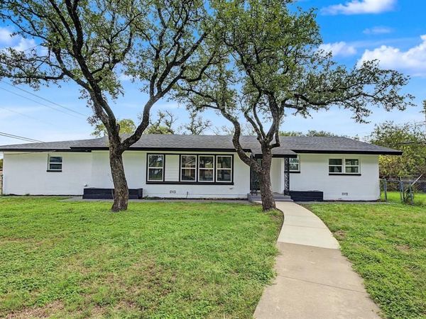 101 Aquilla Drive, Lakeside, TX 76108